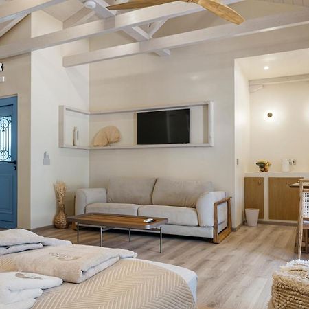 Tellion Suites Áyios Nikítas Exteriér fotografie
