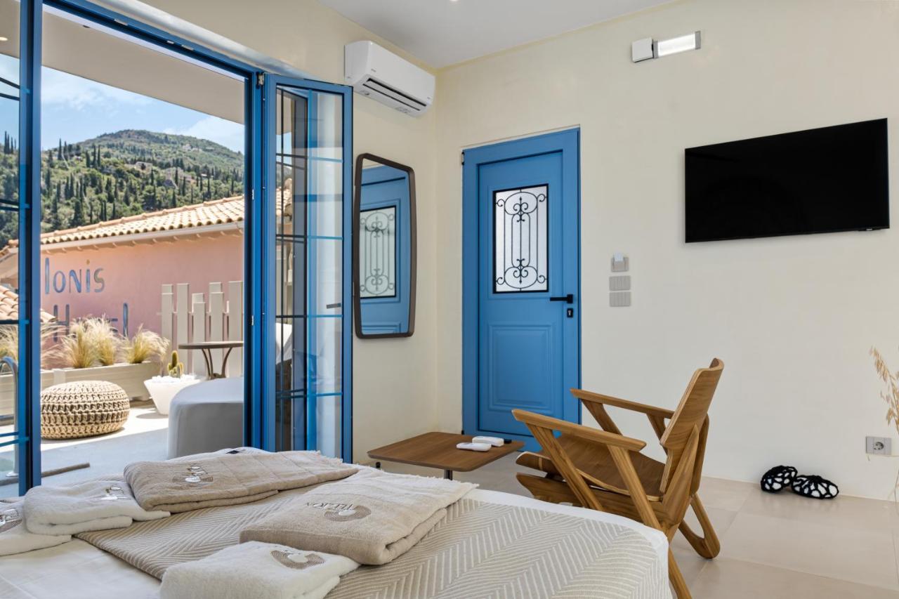Tellion Suites Áyios Nikítas Exteriér fotografie